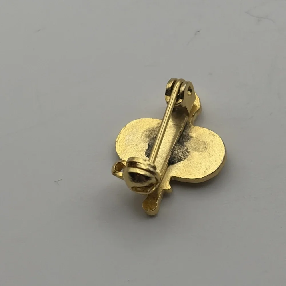 Beta Sigma Fraternity Brotherhood Gold Tone Lapel Hat Pin Tiny‎